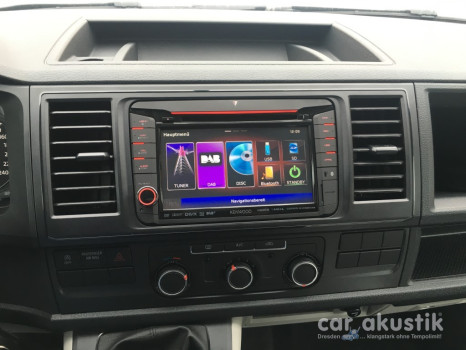 Kenwood DNX525DAB im VW Transporter T6