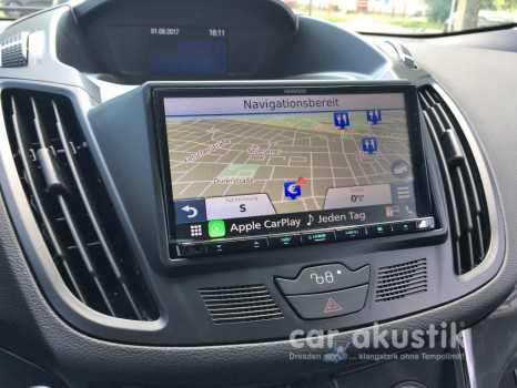 Kenwood mit Garmin Navi im Ford KUGA