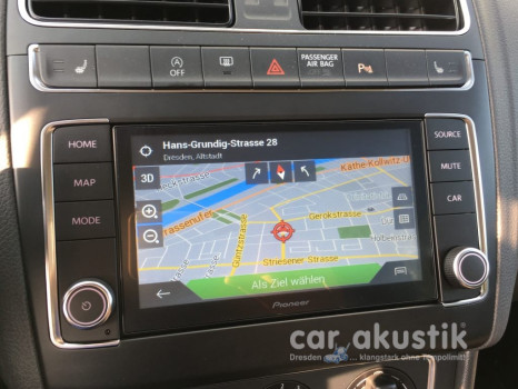 Pioneer Navi im Polo 6c mit 5 Jahren kostenlosen Kartenupdates