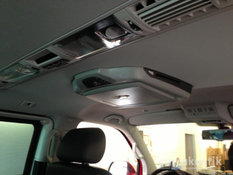 Deckenmonitor im VW T5