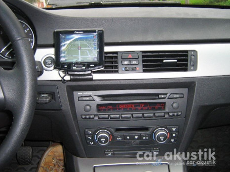 Mobile Navi im 3er BMW E90